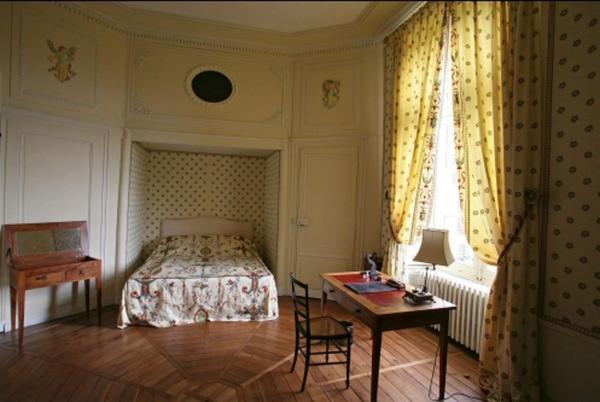 Chateau De Beaujeu Sens-Beaujeu Екстериор снимка